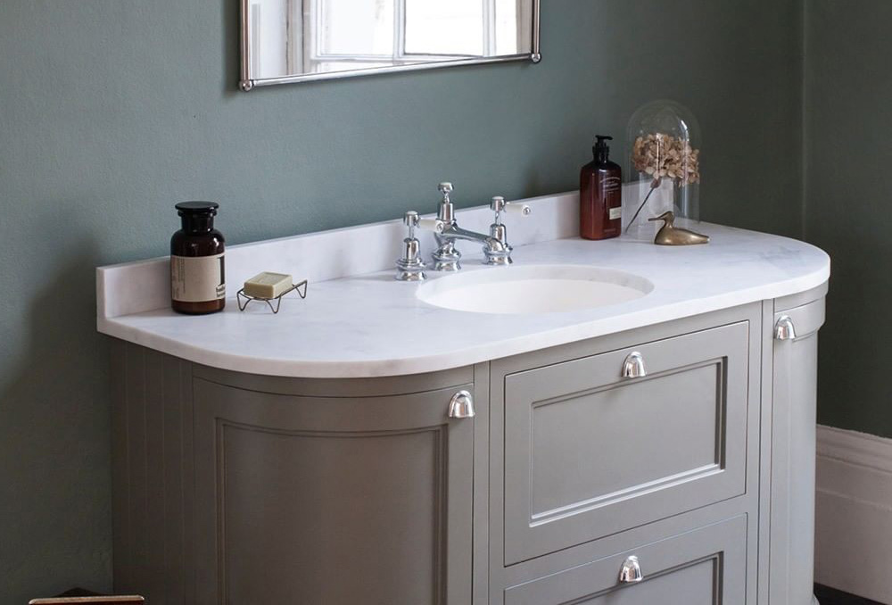 Burlington Curved Vanity Unit with Worktop